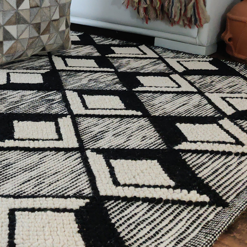 Crispa Wool Moroccan Indoor Rug, Rectangle 5' x 8'