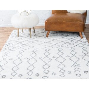 Pickering Southwestern Ivory/Black Area Rug