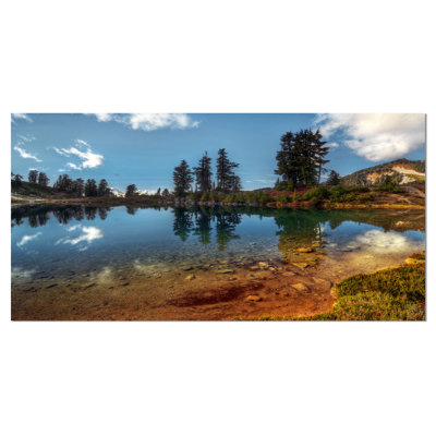 «Clear Lake with Row of Pine Trees», reproduction de photo sur toile tendue