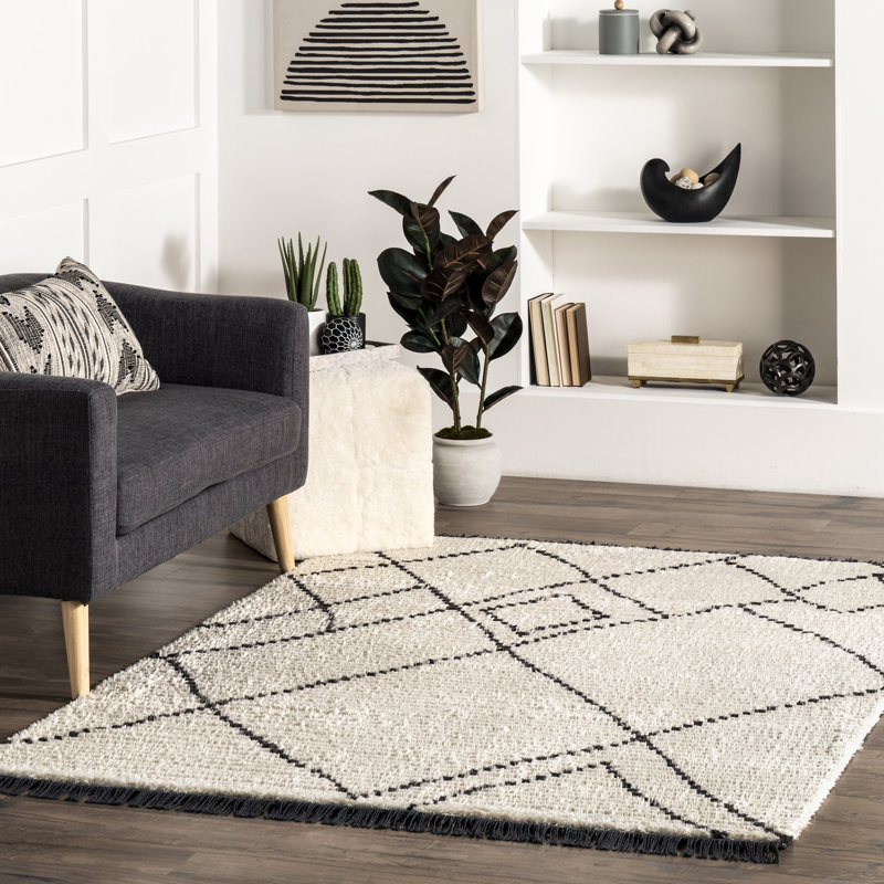 Frankie Bohemian Tasseled Shag Area Rug, Rectangle 5'3" x 7'6"