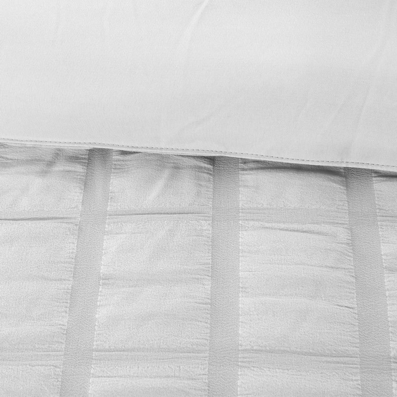 Courtepointe en microfibre Kane 5 pièces, Édredon très grand, 2 taies décoratives et 2 co, Blanc