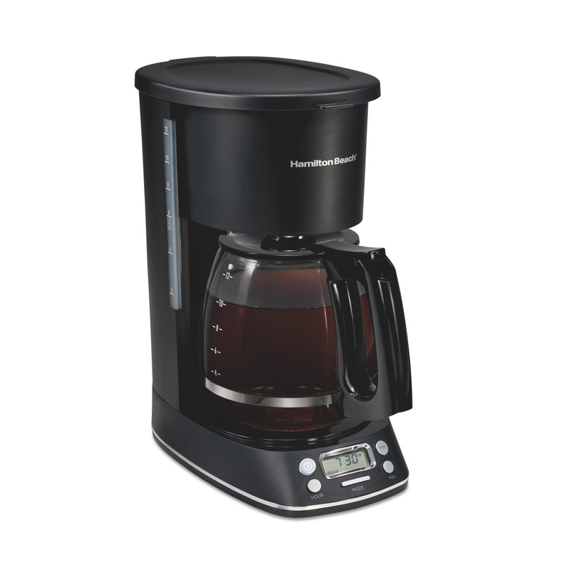 Cafetière programmable Hamilton Beach 12 tasses, 24 h, carafe en verre, arrêt automatique, noire avec finitions chromées, 43690J