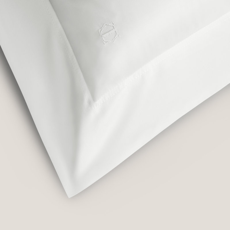 Cliver Pillowcase, Standard