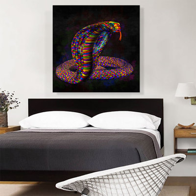 " King Cobra Venomous Snake "