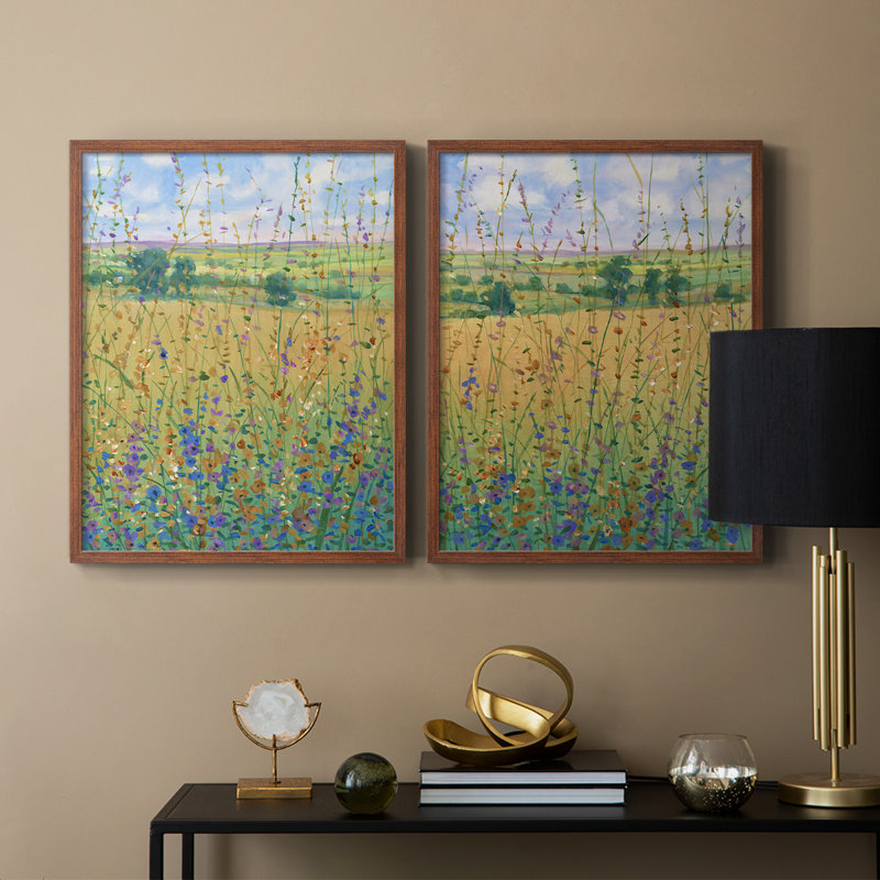 «Wildflower Path I», reproduction encadrée de qualité supérieure - prête à être accrochée - aucun clou requis - aucun clou requis