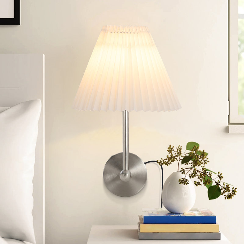 Arvyda Plug-in Swing Arm Sconce