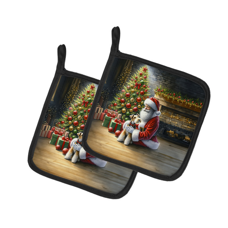 Caroline's Treasures Moments With Santa Polyester Potholder Set