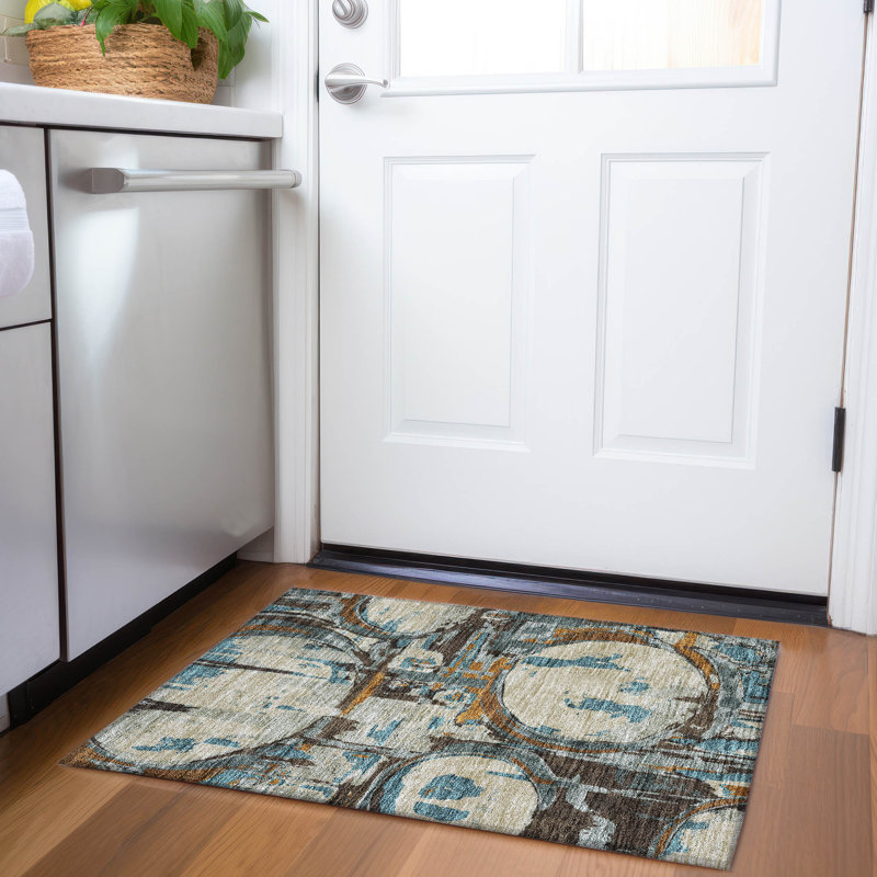  Malek Area Rug, Rectangle 1'8" x 2'6"
