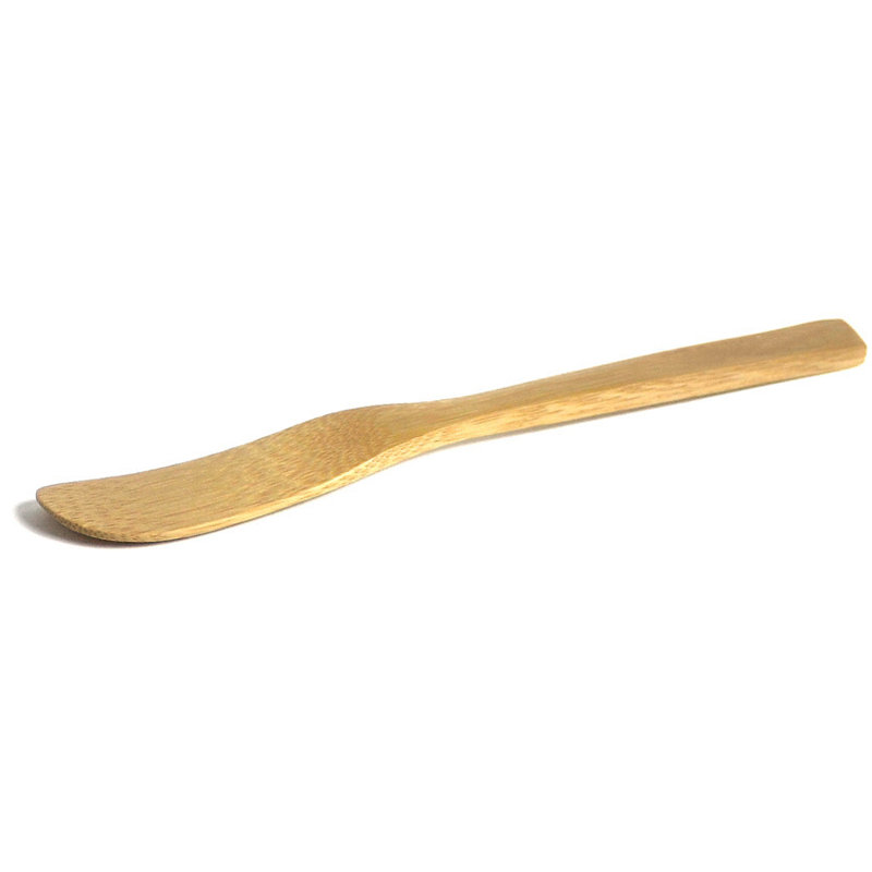 Ensemble de spatule devant la maison