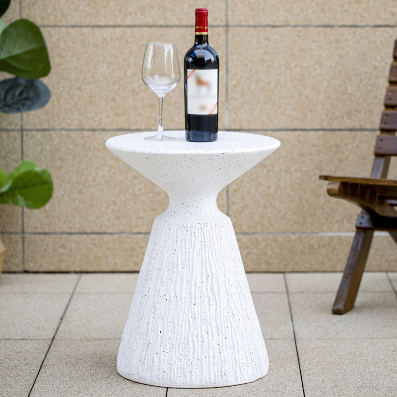 Table d'appoint rétro texturée MGO
