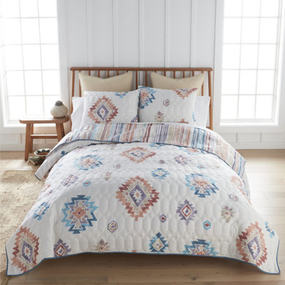 Your Lifestyle by Donna Sharp Bonita Southwest 3PC Queen Quilt Set