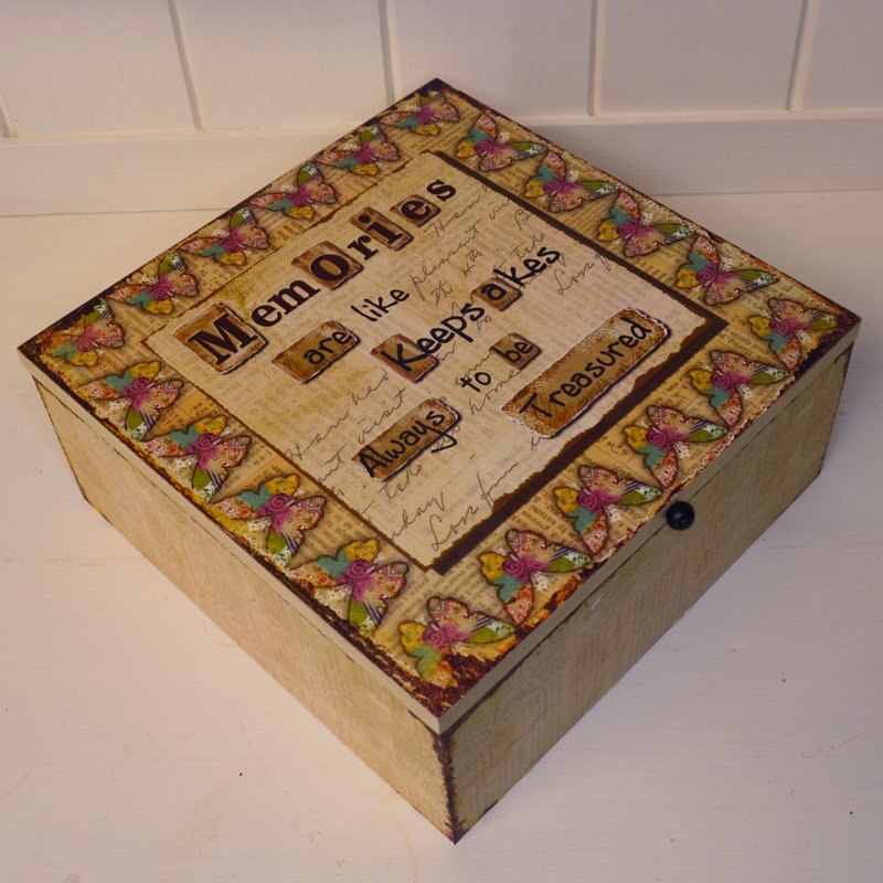 Berumen Handmade Wooden Memory Box