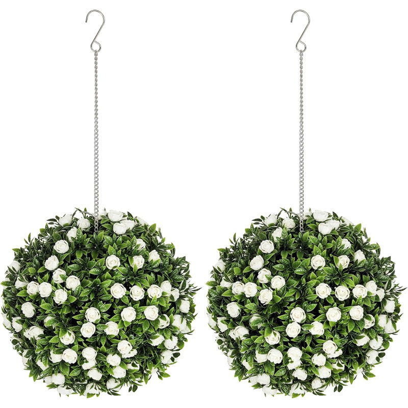 Arrangement, White