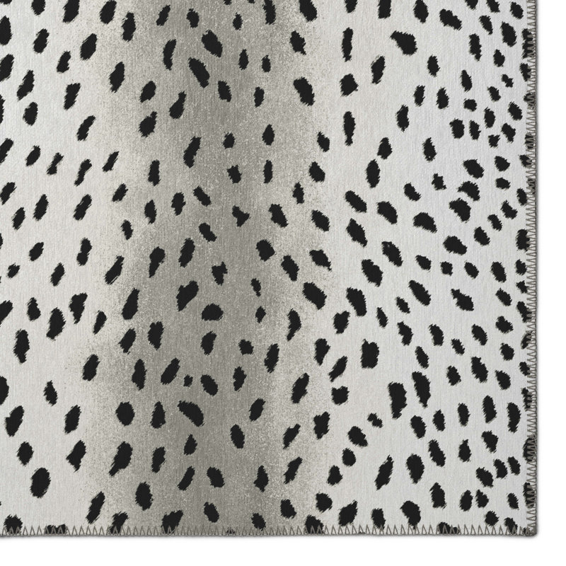 Abiy Chenille Washable Animal Print Indoor / Outdoor Rug, Rectangle 5' x 7'6"