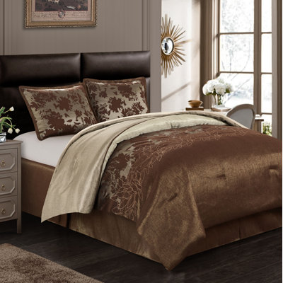 Evan 4 Piece Comforter Set