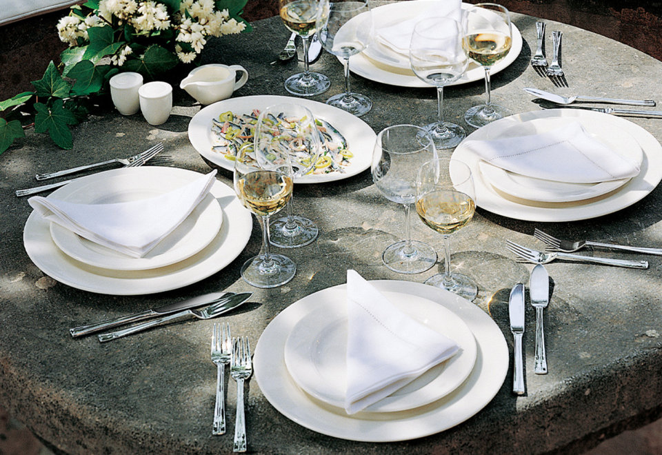 Flatware & Silverware Sets