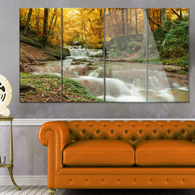 «Forest Waterfall with Yellow Trees», ensemble de 4 reproductions de photos sur métal