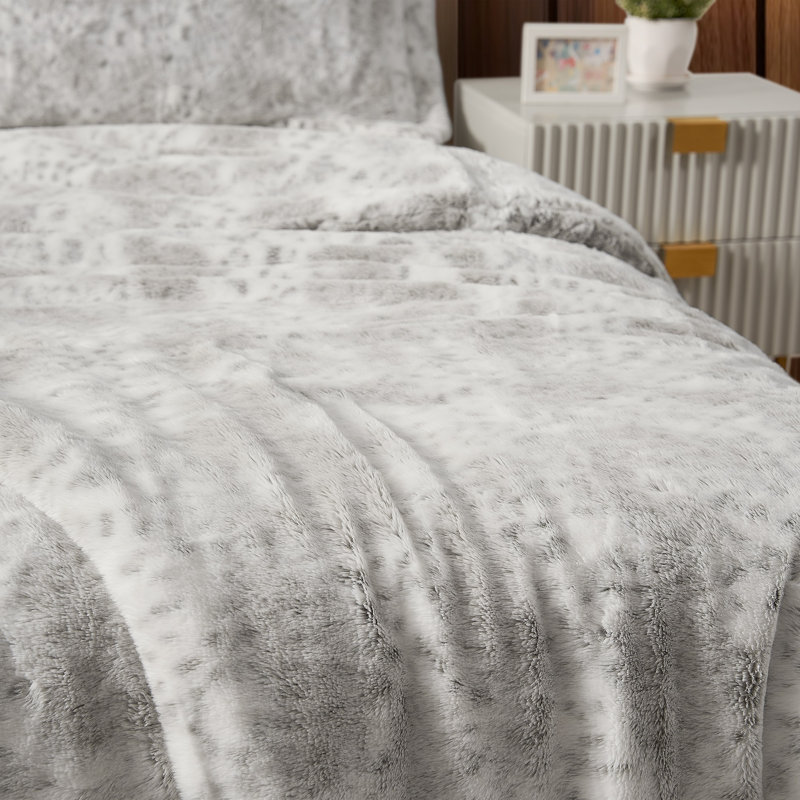 Coma Inducer Comforter Set, King Comforter + 2 King Shams