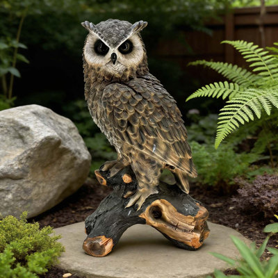 Decorative Resin Owl Statue for Outdoor Garden Pest Control and Decor