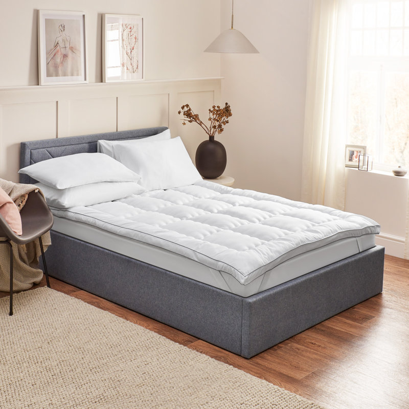 Gerika 5cm Mattress Topper, King (150 x 200 cm)