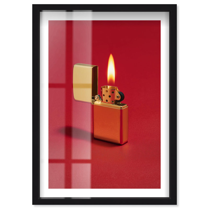 Décoration murale Ruby Flame I Shadowbox Print par Notoriart, cadre noir, 25 x 37, H 37 po x l 25 po, Structure noire
