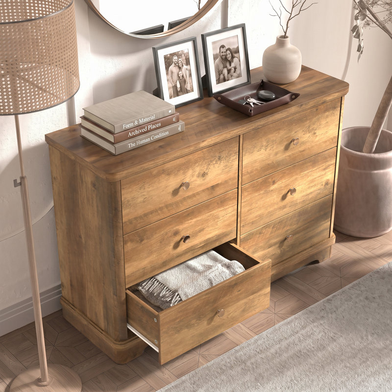 Commode 6 tiroirs avec base sculptée Burkhart, Chêne noueux