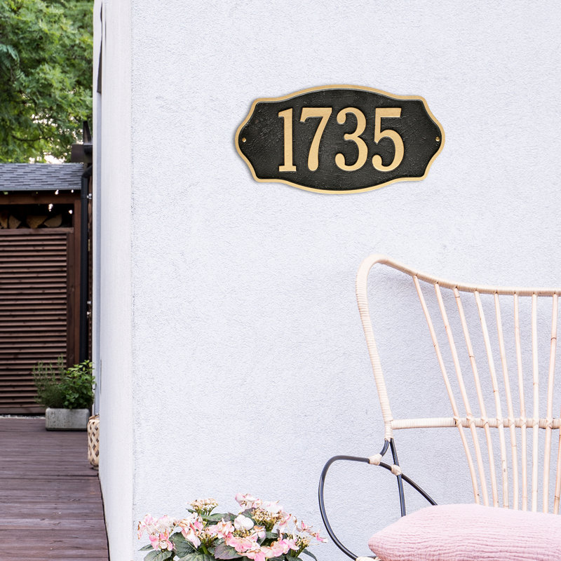 Hampshire 1-Line Wall Address Plaque, Yes, Black / Gold