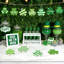 80 pièces d'ornements de trèfle en bois pour peindre des décorations de la Saint-Patrick, 8 styles de bricolage en bois brut sans finition de trèfle, décoration pour arbre