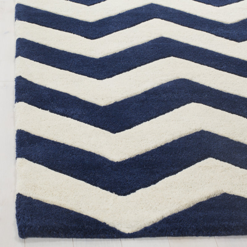 Terence Chevron Wool Hand Woven Area Rug, Rectangle 61 x 91 cm