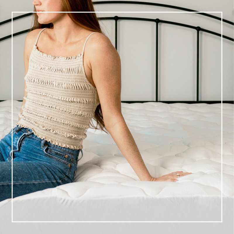 Plush Rayon from Bamboo Mattress Pad with Fitted Skirt, Queen