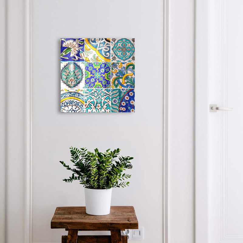 Key box for wall, Opens to the right, 30x30x5, Black, Colorful mosaics full of symmetry and detail, 