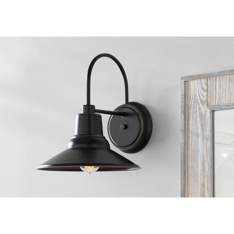 Luminaire de grange d'extérieur H 15,35 po Ekaterina, Noir impérial