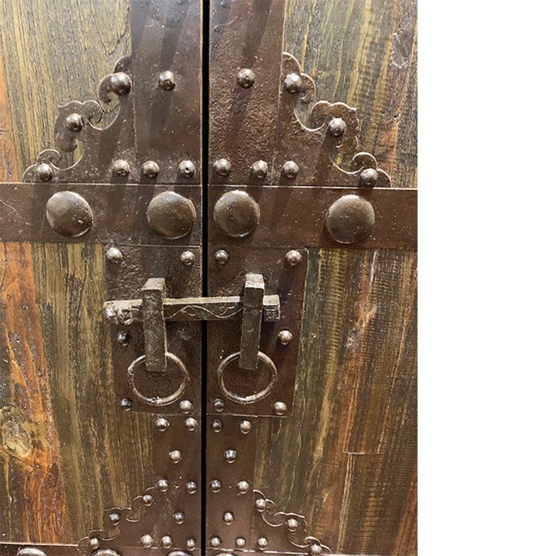 Armoire haute Iron Doors