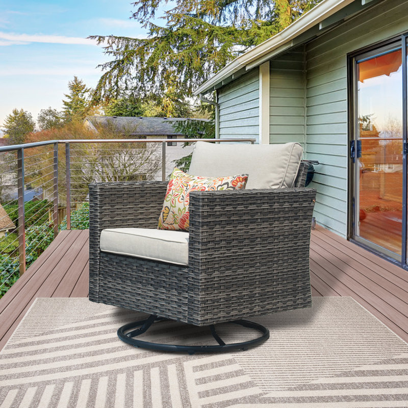 Chaise de patio pivotante avec coussins Osorio, Beige