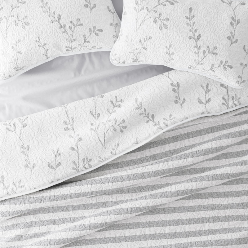 Light Gray and White Reversible Microfiber Quilt Set with Shams