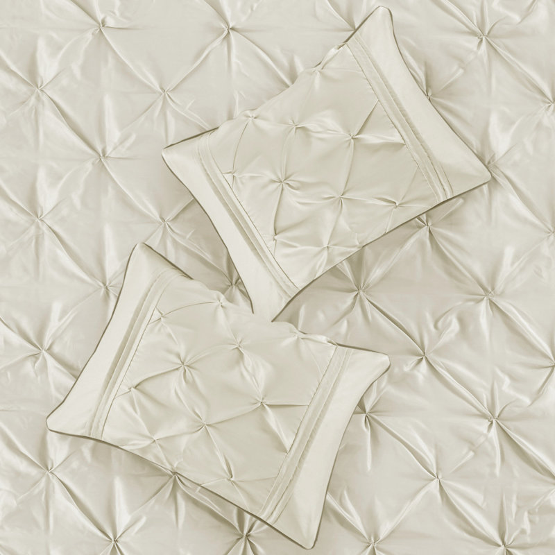 Elegant Tufted Bedding Sets, Polyester Comforter, Ivory Sophistication