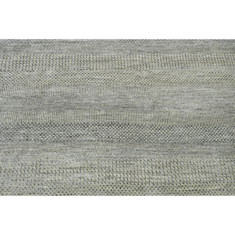 High-Quality Hand-Knotted Silver And Grey Area Rug