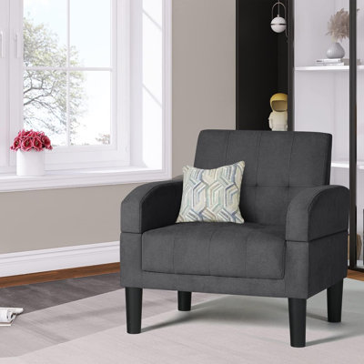 Fauteuil capitonné de 28,47 po Binstead