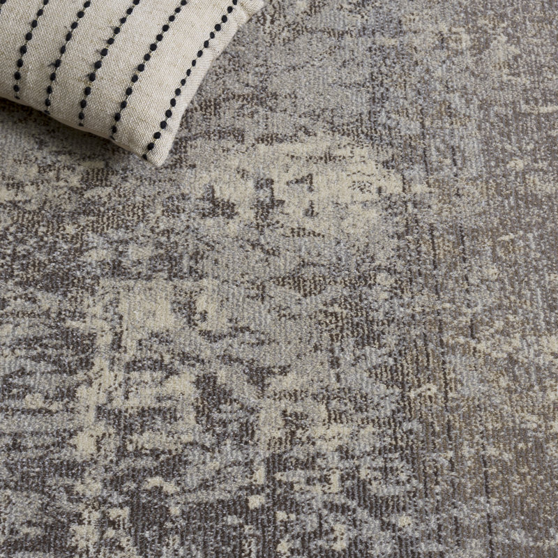 Tapis gris / bleu Gammage, Rectangle 2 pi 2 po x 4 pi, Light Grey/Beige