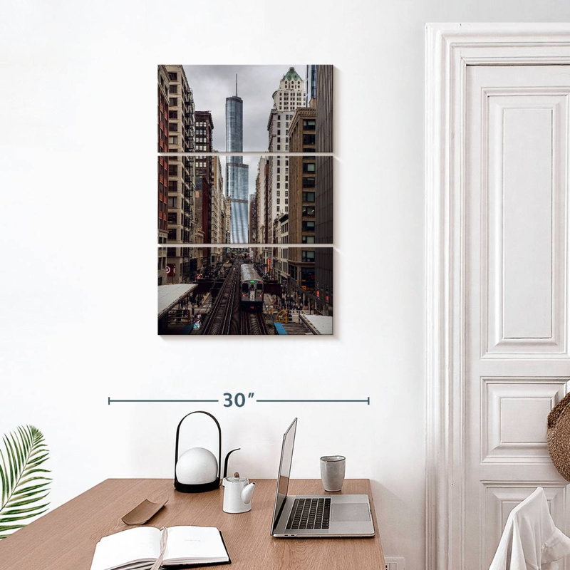 Nicci Chicago Train Ride, 32" H x 20" W
