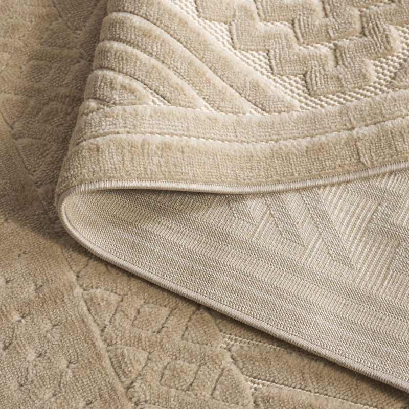 Beige Geometric Patterned Synthetic Area Rug, 5'3" x 7'6"