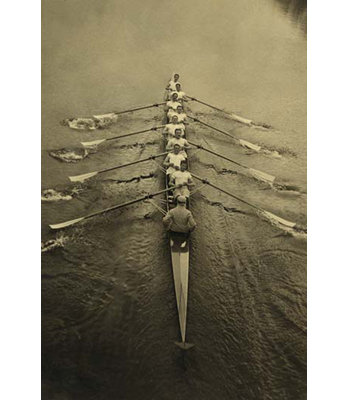 " Cambridge Crew Rows Their Way In Competition "