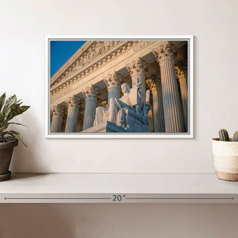 Statue de la loi, Floating Frame White, 13" X 9"