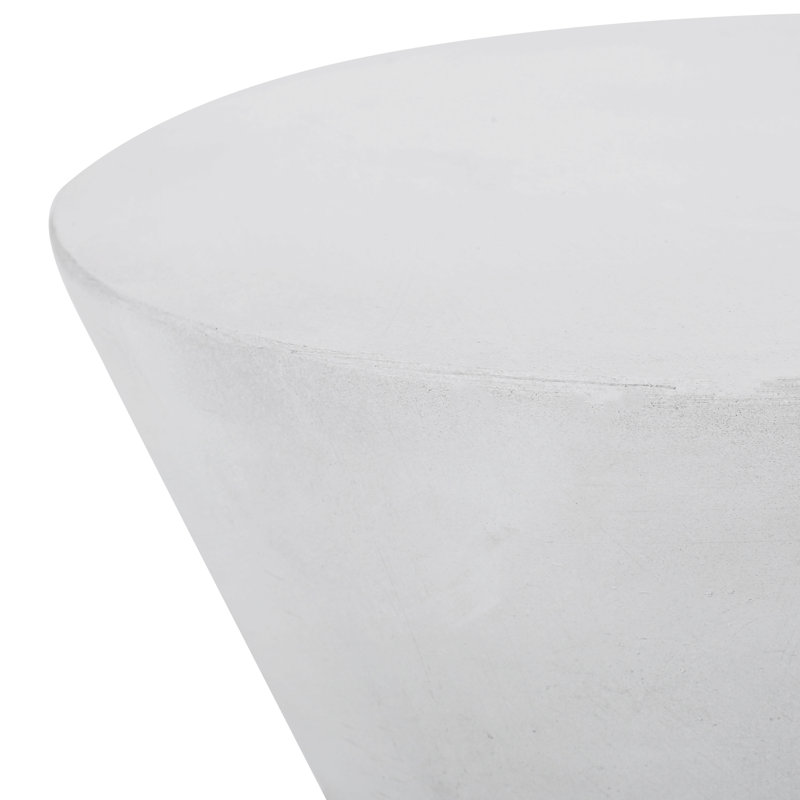 Table d'appoint d'extérieur en béton léger