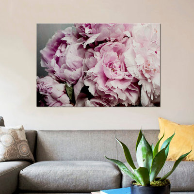 Elizabeth Urquhart - Print on Canvas