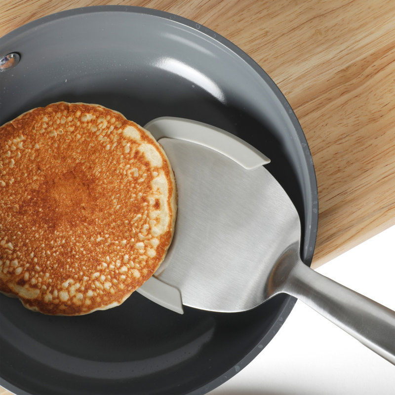 Ensemble d'ustensiles de cuisine en acier inoxydable Calphalon Prime 5 pièces avec bordure en silicone taupe, Taupe