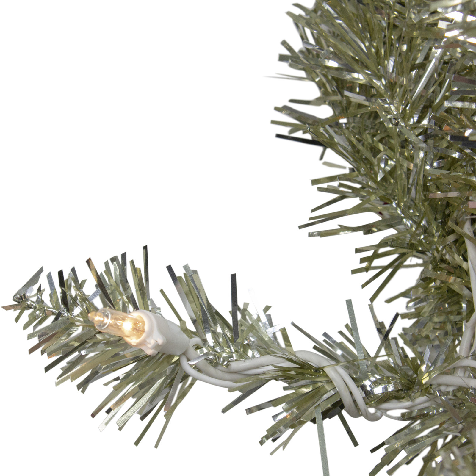 24" Pre-Lit Wreath