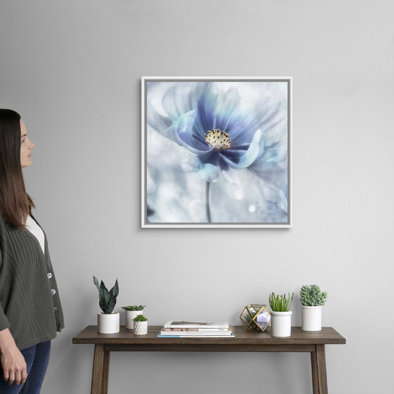 «Feeling of Blue I», reproduction d'art sur toile, Cadre flottant blanc, H 25,7 po x l 25,7 po x P 1,75 po