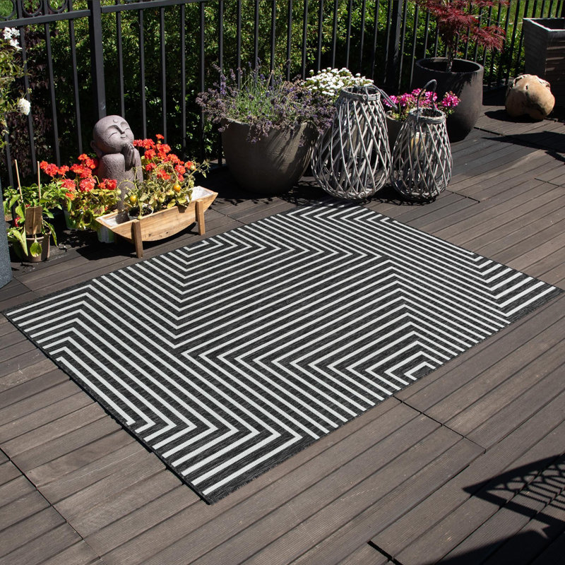 Tapis contemporain noir et blanc Odawa, Rectangle 4 pi 1 po x 6 pi 1 po