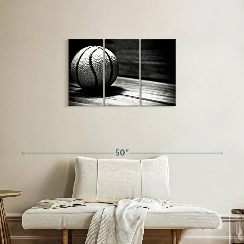 Ballon de basket-ball noir et blanc Sireci, H 20 po x l 33 po